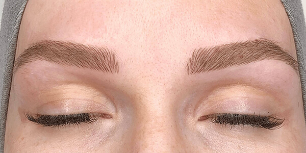 Leila microblading before